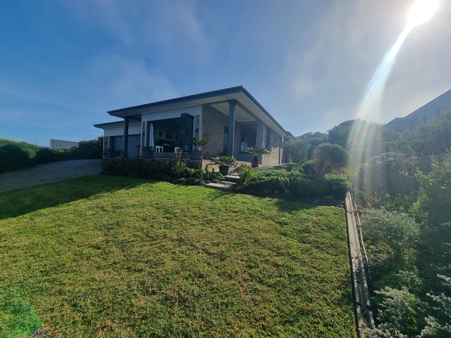 3 Bedroom Property for Sale in Dana Bay Western Cape